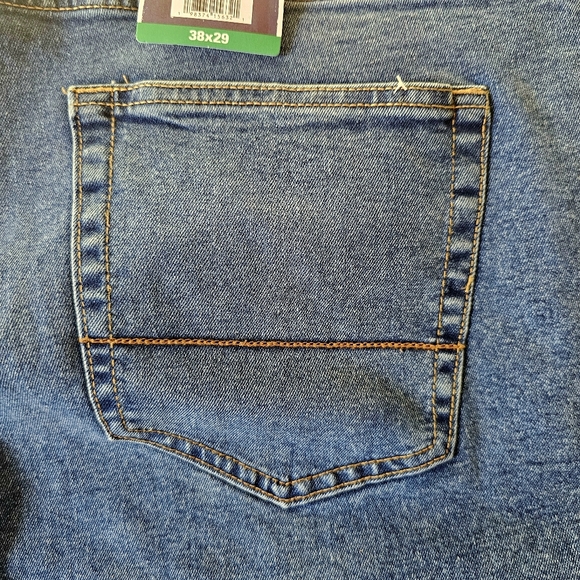 Izod Saltwater Jeans Size 38 X 29 Straight Leg Comfort Stretch Medium Wash NWT - Picture 9 of 15